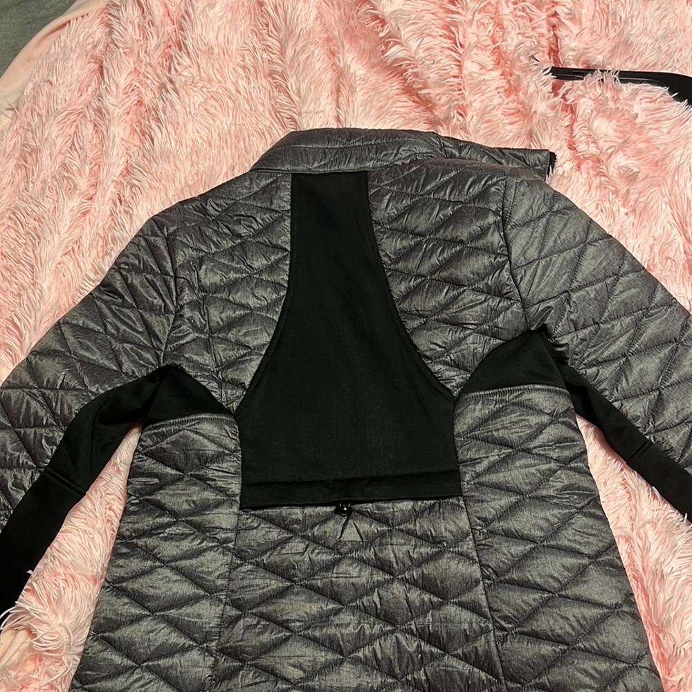 Guess jacket - Picture 3 of 3